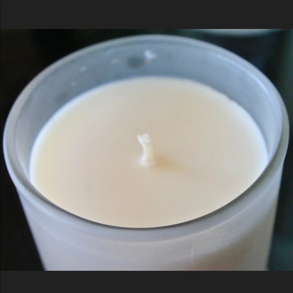 HAVEN STREET CANDLE GOLDEN VANILLA RICHLY SCENTED NEW 9 oz - Picture 2 of 3